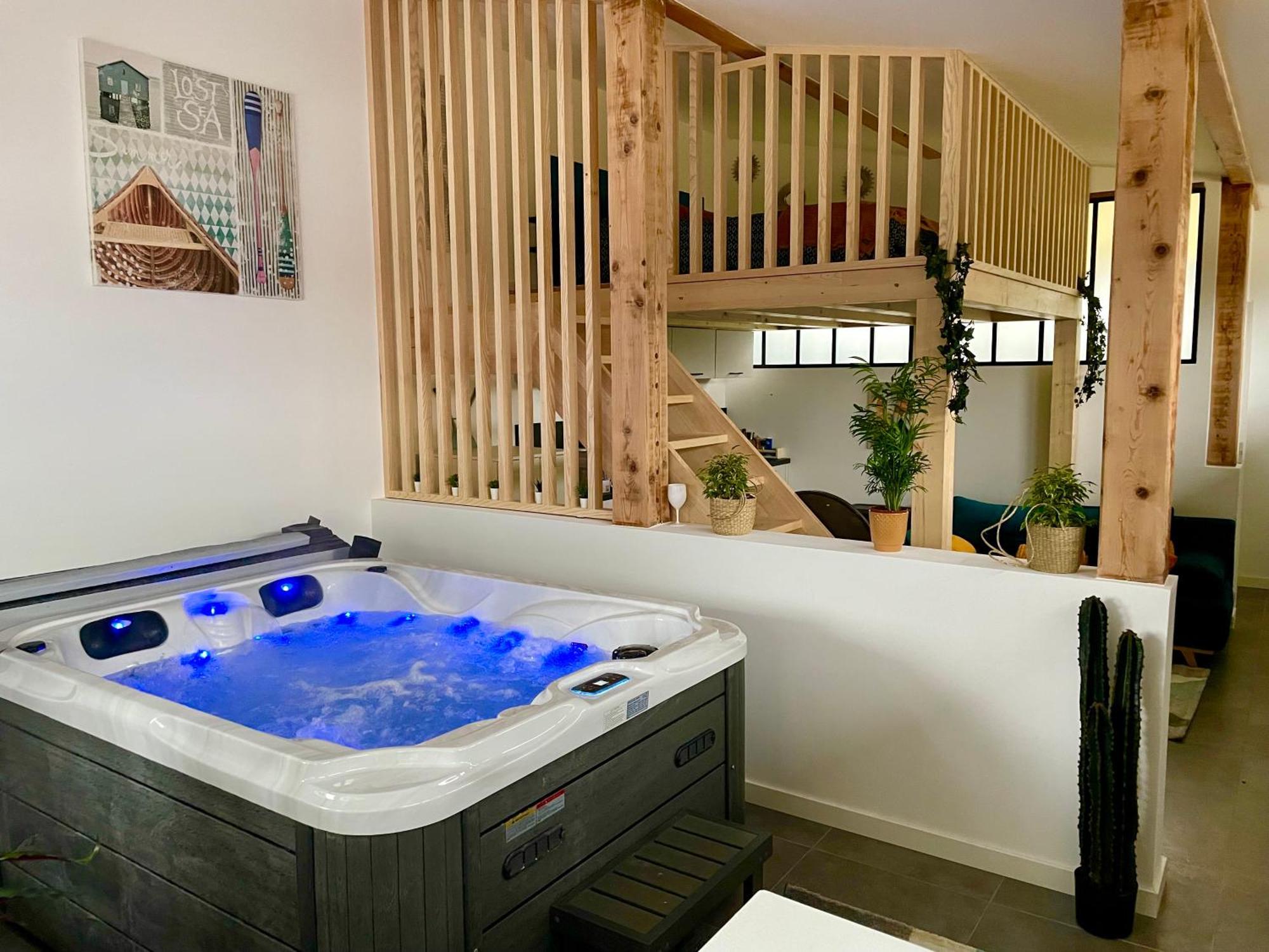 SévrierLoft Avec Jacuzzi Et Terrasse Privesアパートメント エクステリア 写真